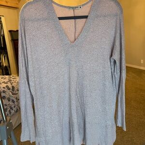 Women's V-Neck Light Pink Sweater